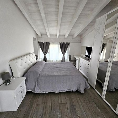 Villa Joy Verona - Luxury Chalet Bagian luar foto