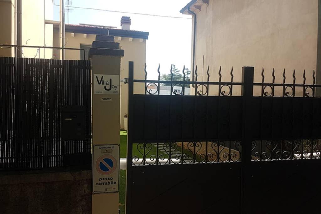 Villa Joy Verona - Luxury Chalet Bagian luar foto